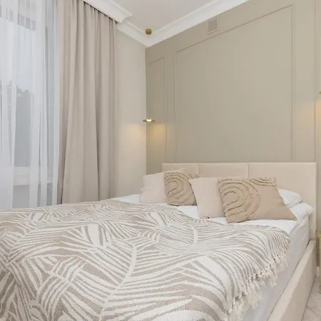 Apartmán Bright & Elegant By Renters *