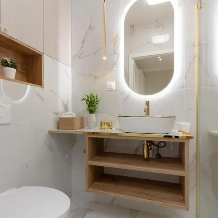 アパート Bright & Elegant By Renters *